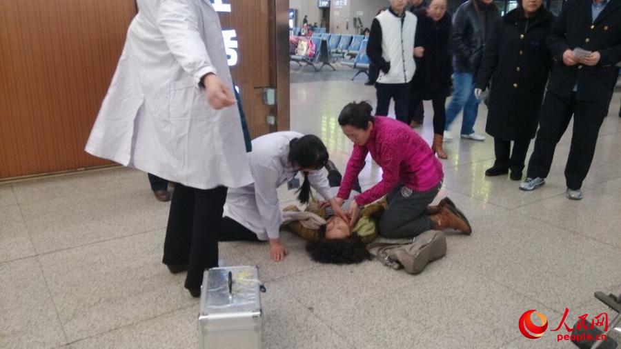 2��27��������л�܇վ��܇�҃����Z��ͻ�l�ļ��������������܊�^���tԺ�t������������ߣ���ǰ�����