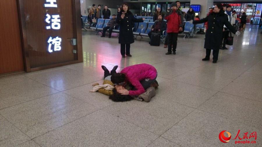 2��27��������л�܇վ��܇�҃����Z��ͻ�l�ļ��������������܊�^���tԺ�t������������ߣ���ǰ�����