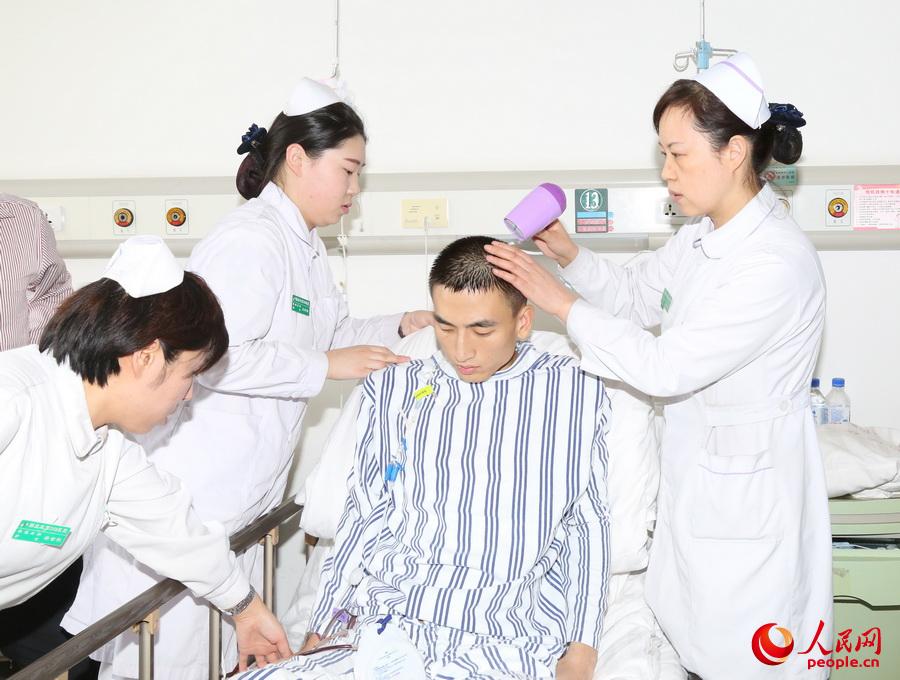 �o���ˆT������������O�ڔz