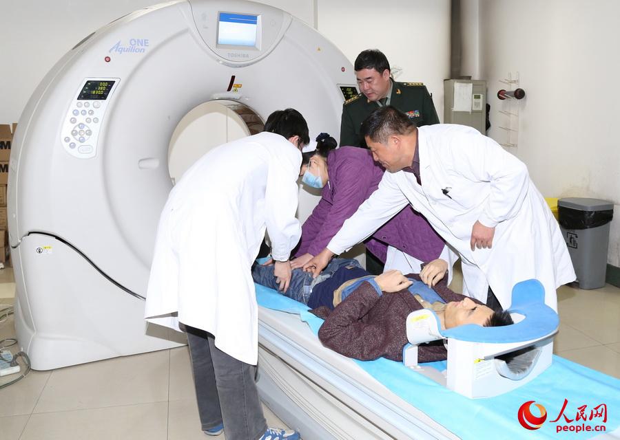 ���ҽM�ϕ��\���O�ڔz