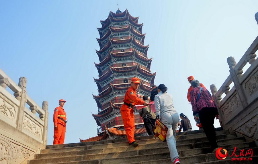 侯ɭֹٱ^οͰlɭַ߼tz