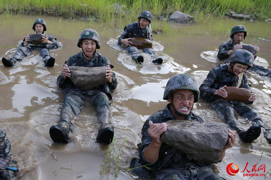 ���w��ʯ���P����