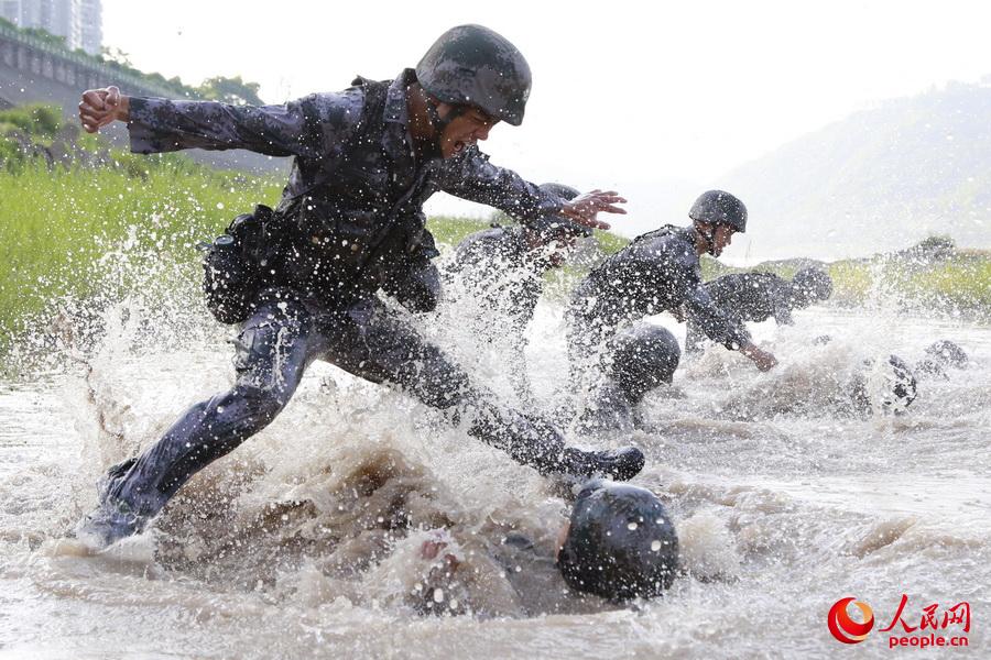 �w������