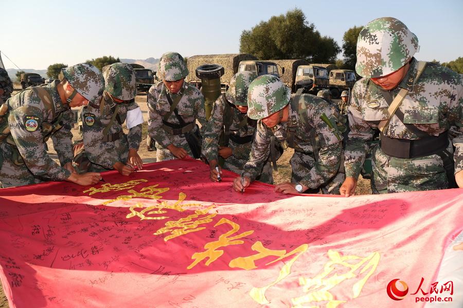 ��������