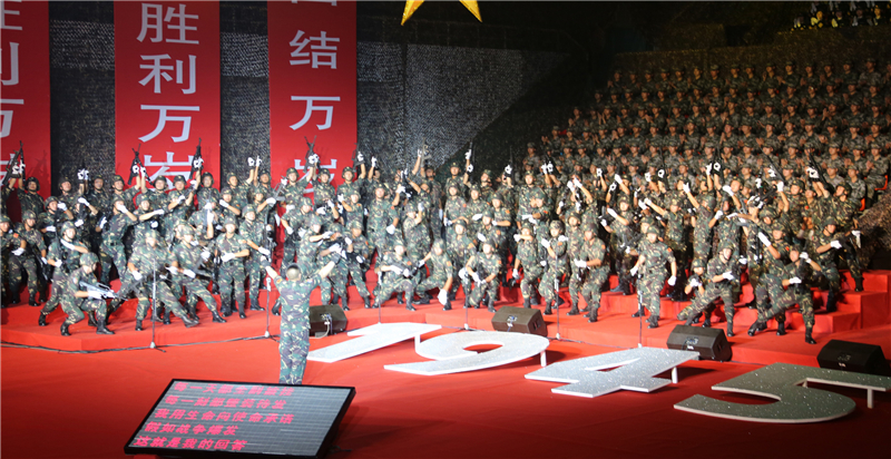 ���܊�^¡���e�мo���Ї������Ց������練����˹�𠎄���70�����ԁ������D��F���龰�������ؼsӛ�������x�z (7)