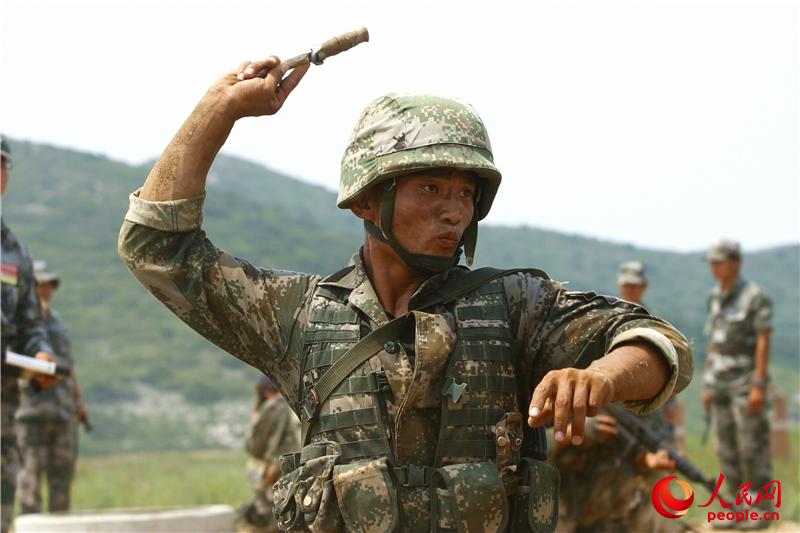 �ؑ�꠆T����Ͷ�S�w�����Rһ���z��