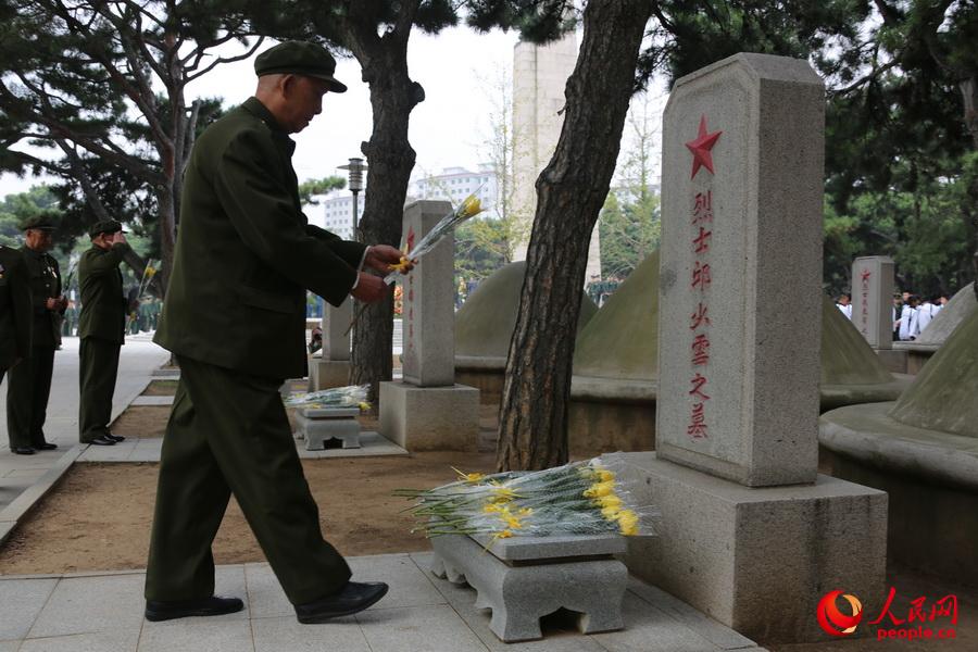 ���ӻ�ӵ��ϑ�ʿ�����������S�^�����ʿĹ���I�r�������_������Ӣ�۵ľ����͑����������ؼsӛ�������x�z