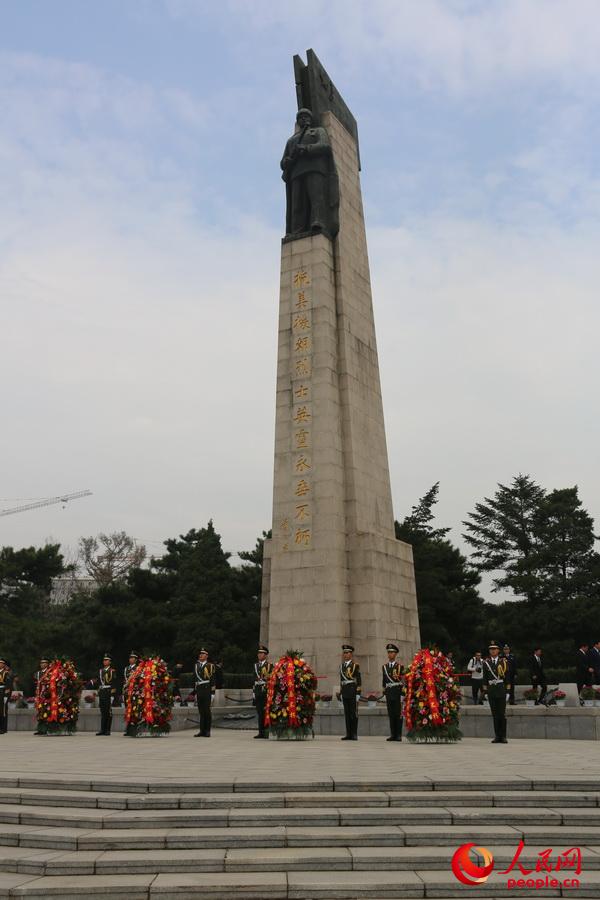 ����Ԯ����ʿ�o�ΡȻ������������Ԯ����ʿӢ�`�������ࡱ12��������ꖹ����������x�������ؼsӛ�������x�z