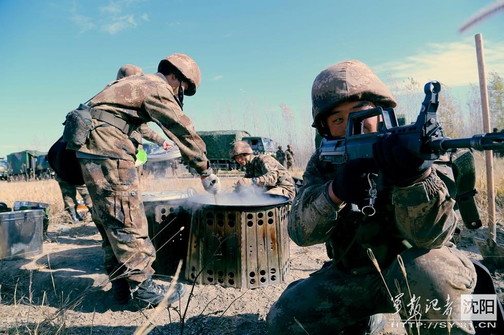 ����:Ⱥ���R�� ���܊�^ĳ�ڱ��F�����ݾ�������M�òʡ���12��