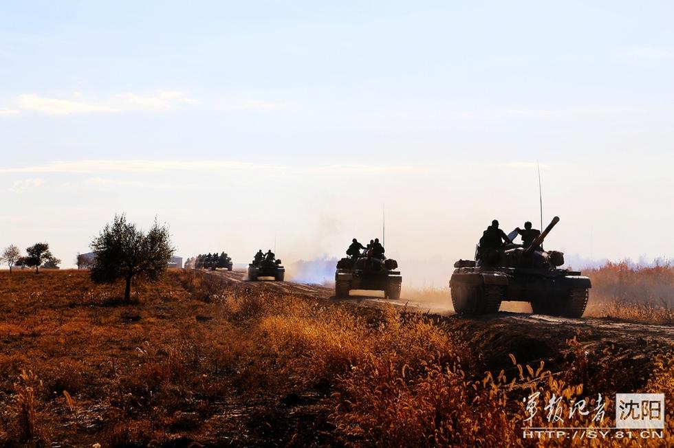 ����:Ⱥ���R�� ���܊�^ĳ�ڱ��F�����ݾ�������M�òʡ���5��