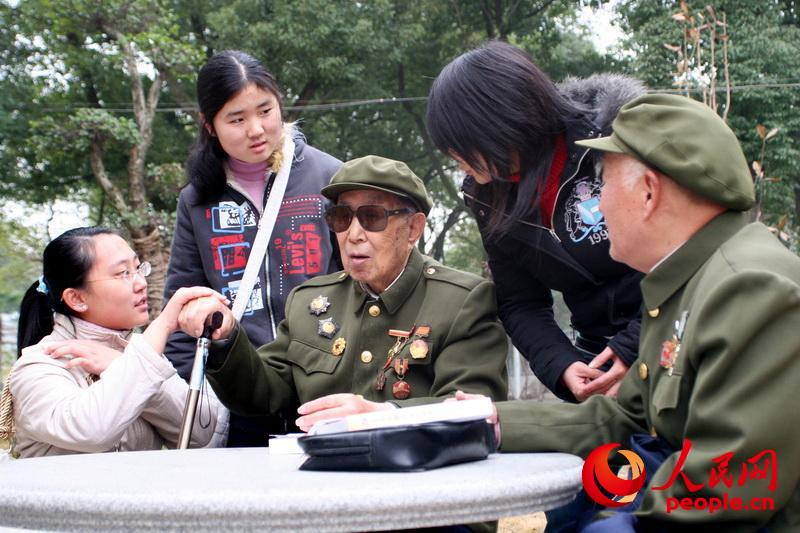 200711w|AЎWWvy־Ɣz