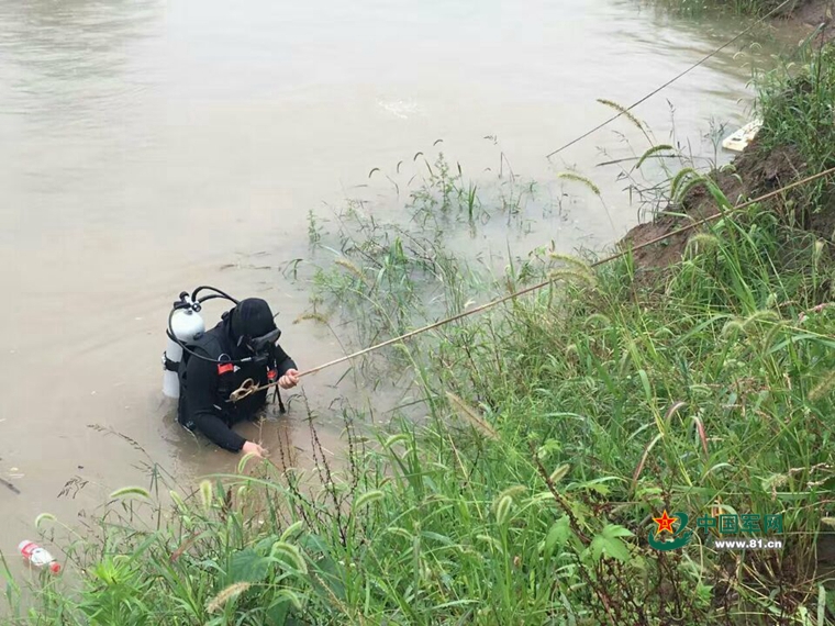 ܊̴Wˮ̽ӿ LW  z