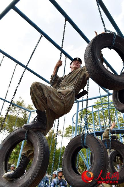 9��13���������ж���������-2016���ݵĶ���܊ꑑ�꠆T�����M��400�׶ɺ��ǍuӖ����������Wӛ�� ������ �z��