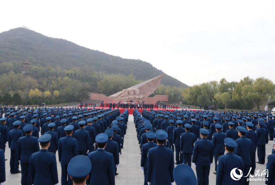 �o��xʽ�F���� �zӰ�����Ԫ