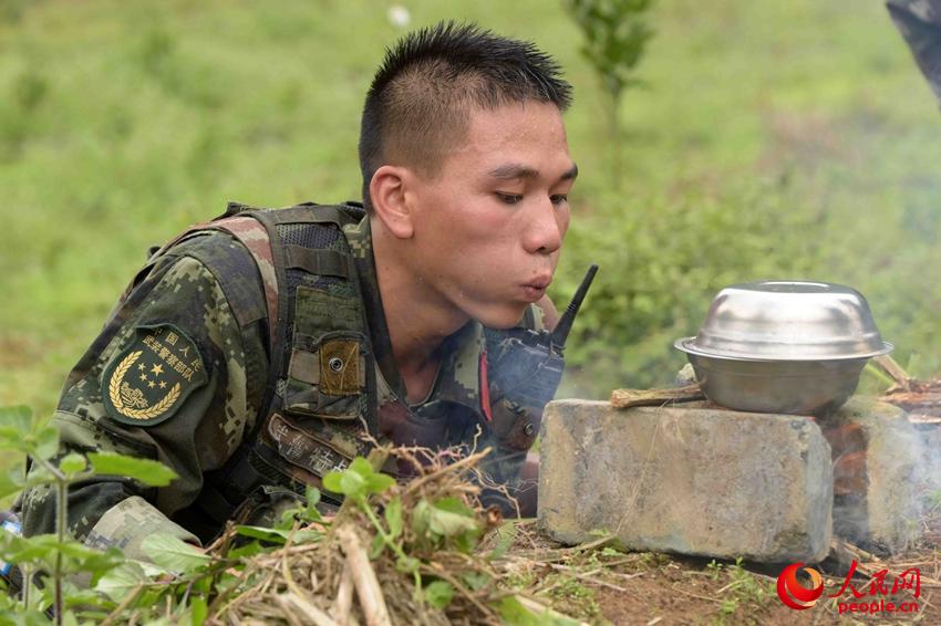 20161117侯꠆ؑTҰӖ