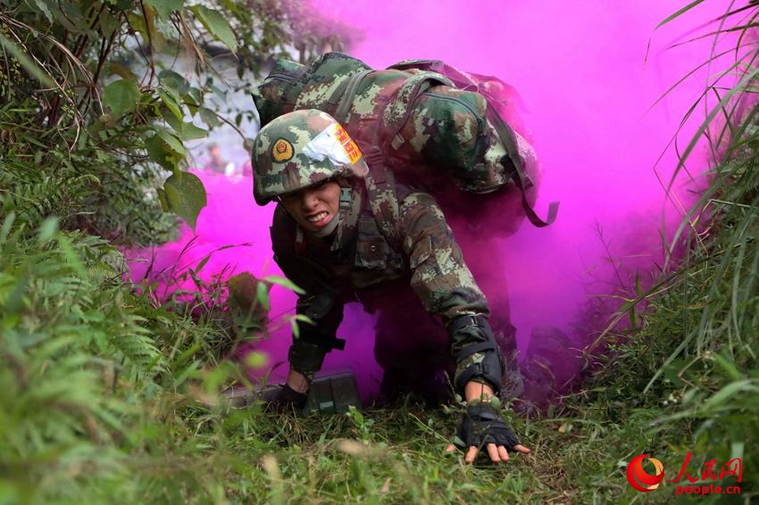 20161126侯꠆ؑTԽ΅^