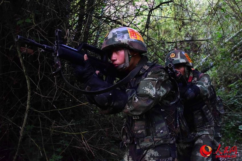 20161126侯꠆ؑT_չֵزӖ