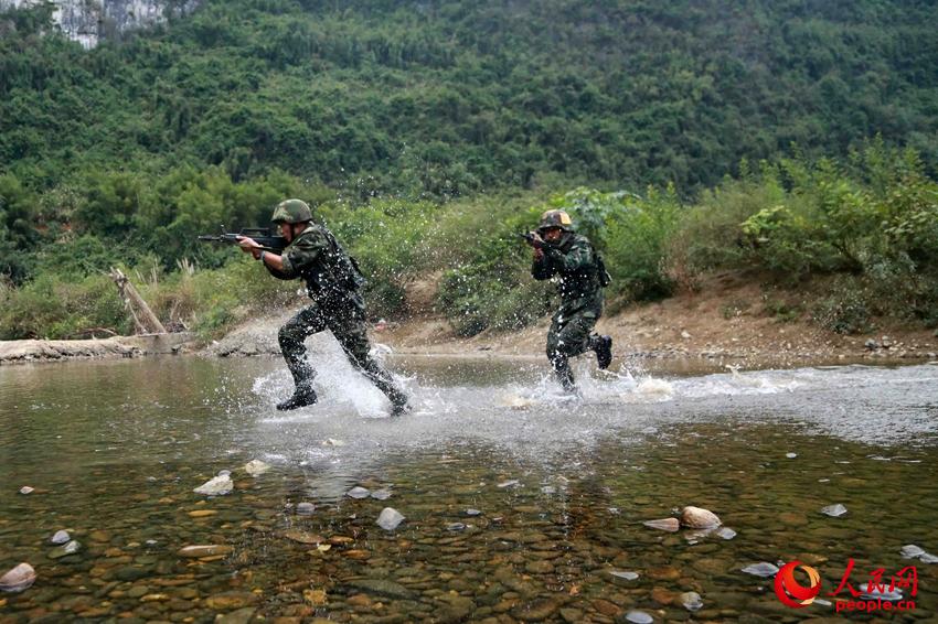 20161130侯꠆ؑT\ͻ