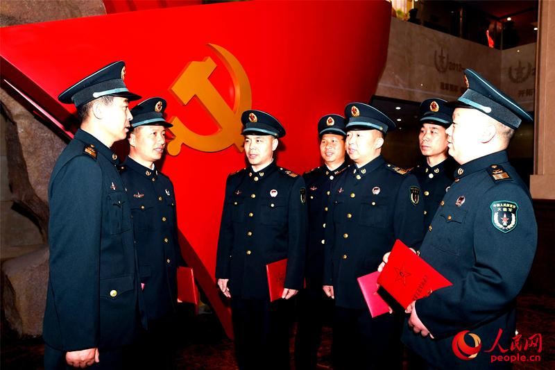 �໥������ͬ�W����  �zӰ���T���i