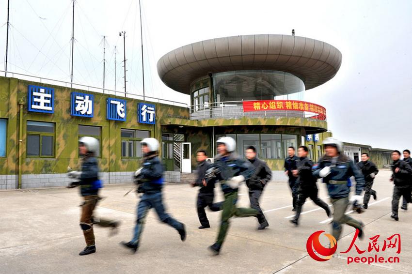 𶷾ֵˆTѸٱλ ˎ z