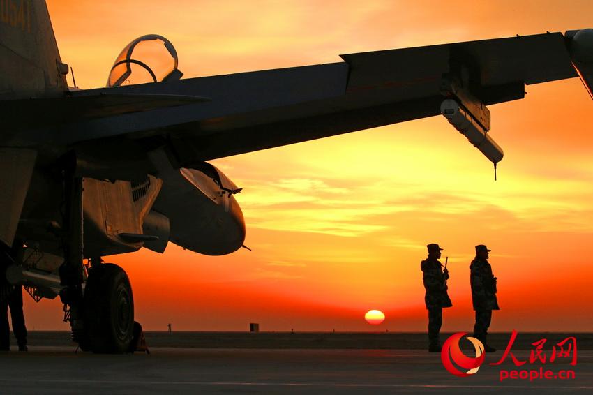 lȫľlʿȴwІT{C܊zӰ