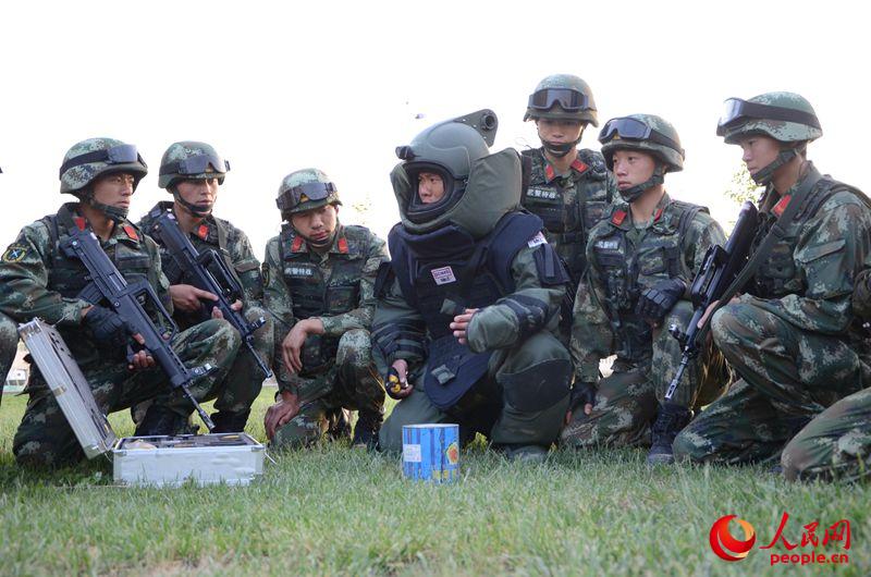 ־Ӣ ɽºպՑ𹦵侯½ĳꠡ6