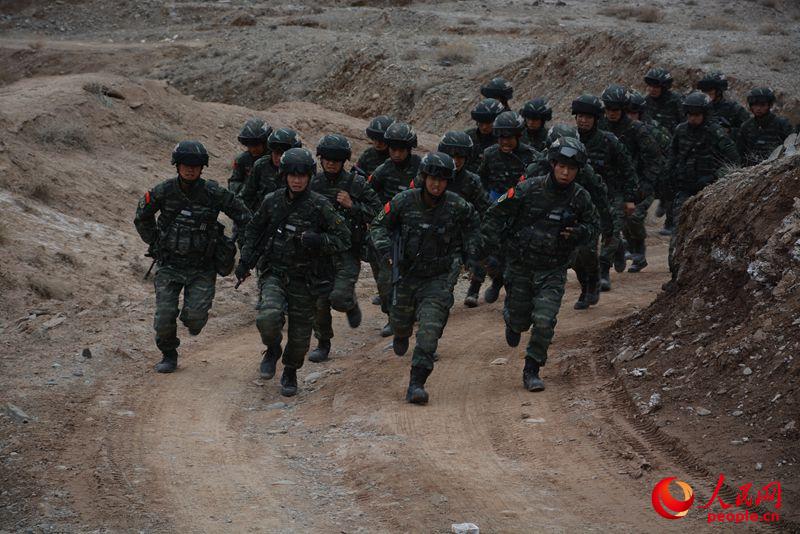 ־Ӣ ɽºպՑ𹦵侯½ĳꠡ3