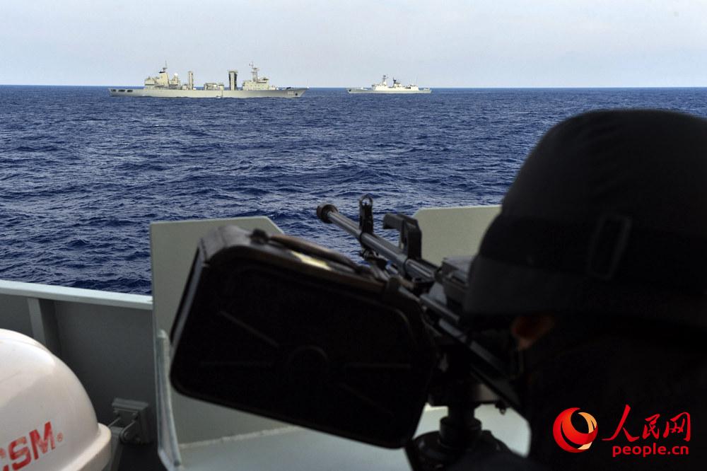 �ؑ�꠆T����Դ����������z