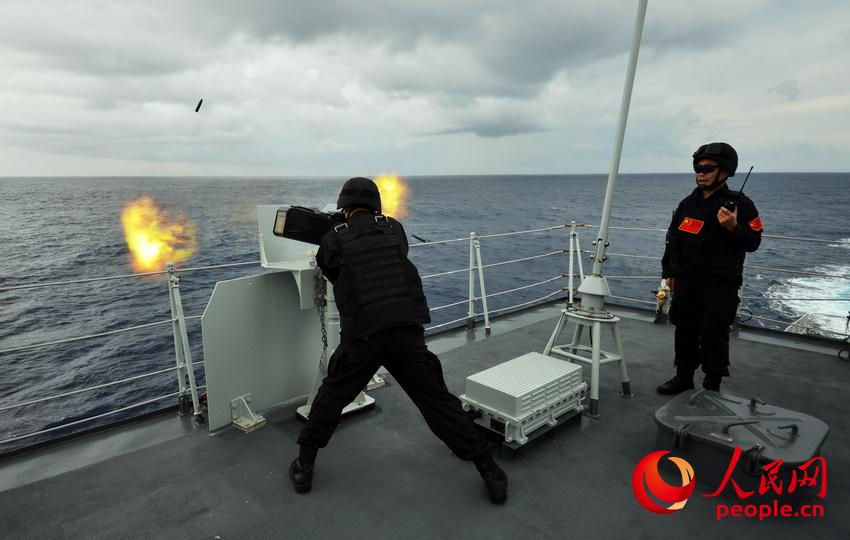 �����r��������������z