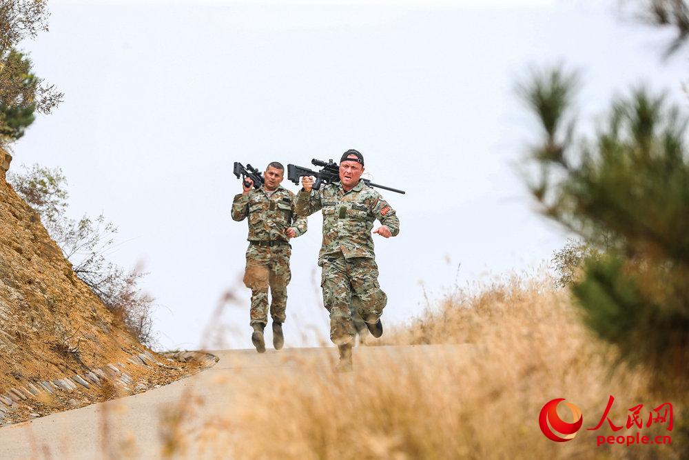 1021Cϑ𶷾ѓnĿ꠆ِTλñuԻݔz.