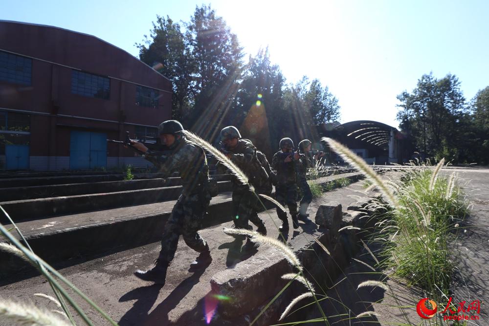 MвݾͻСMչ_̔z