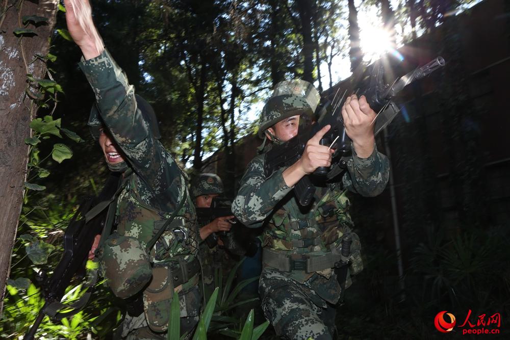 MвݾͻСMչ_ͻ̔z