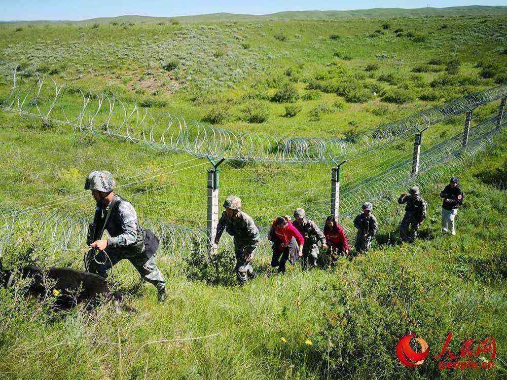 С籮t}ӲLcСח߅ʿһͬѲ߉l z