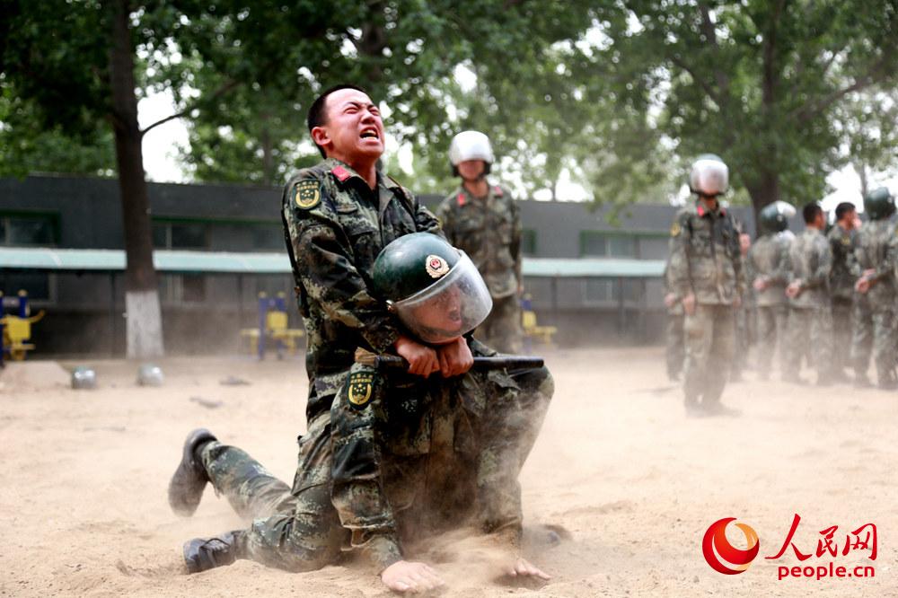 ��������������