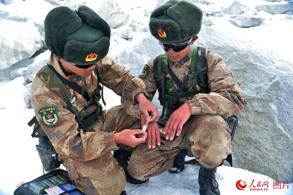 Ѳ߉rٱϝMǂMЂ̎ Ǭz