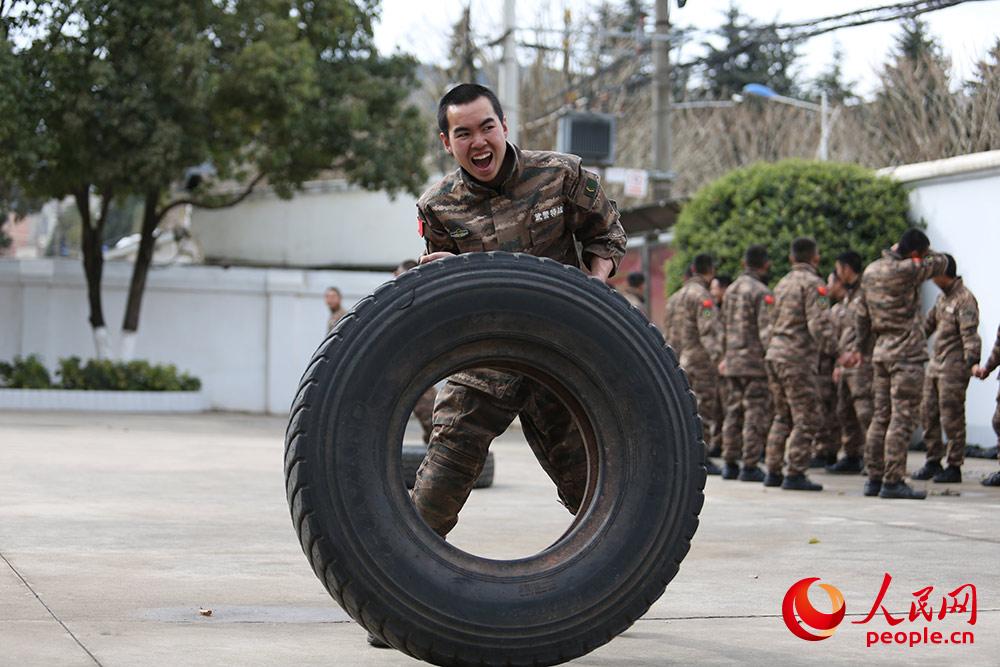 �ؑ�꠆T�M�з�݆̥��