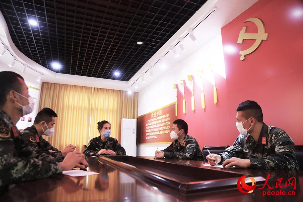 �͑�ʿ���M����Մ��