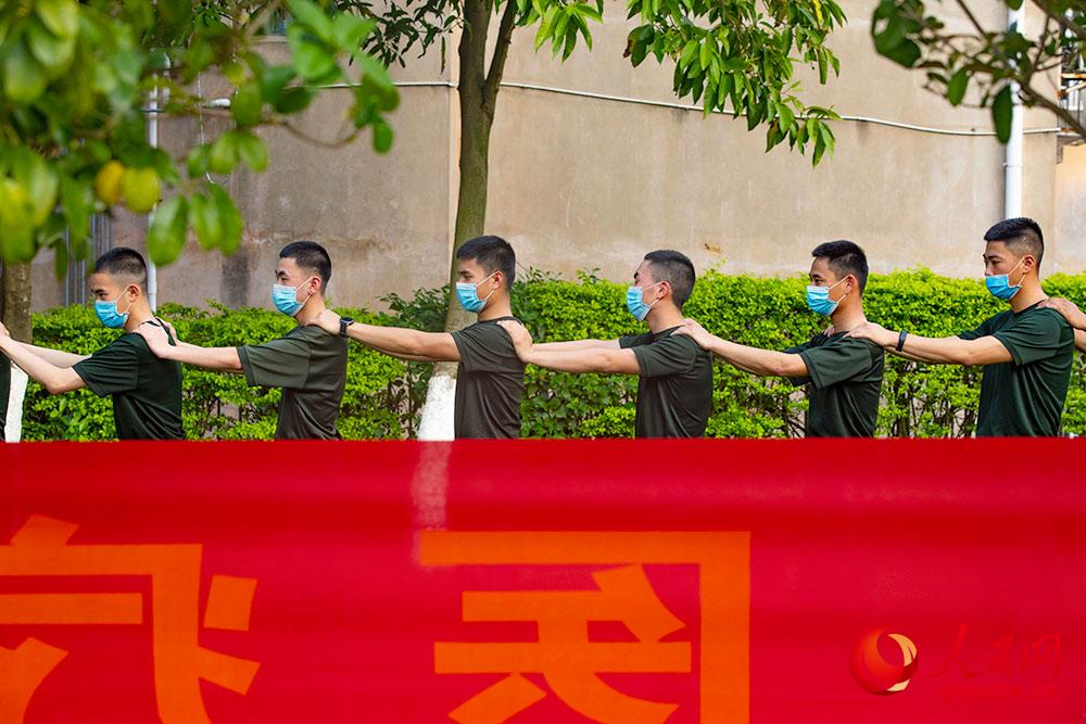 ��ʿ���_չ��������Α���