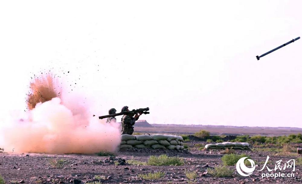 �״���Ɍ������