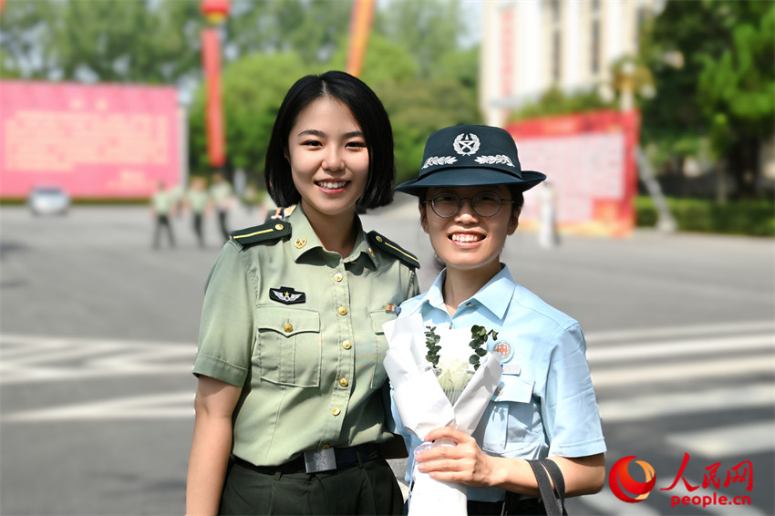 ܊̴WWTc̆TӰӝɔz