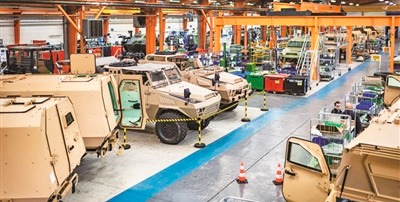 法國裝甲車生產工廠。