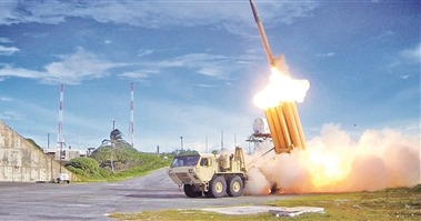 美制“薩德”系統發射攔截彈。