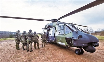 德國聯邦國防軍參加軍事演習。