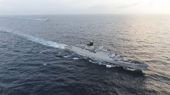 |^܊Şͧ꠺ӛ߹iz