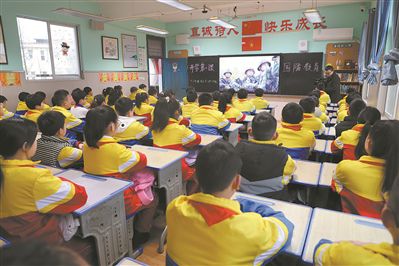 ʡŽϪ^һСW^ɽ߅Bҕl־ϔz